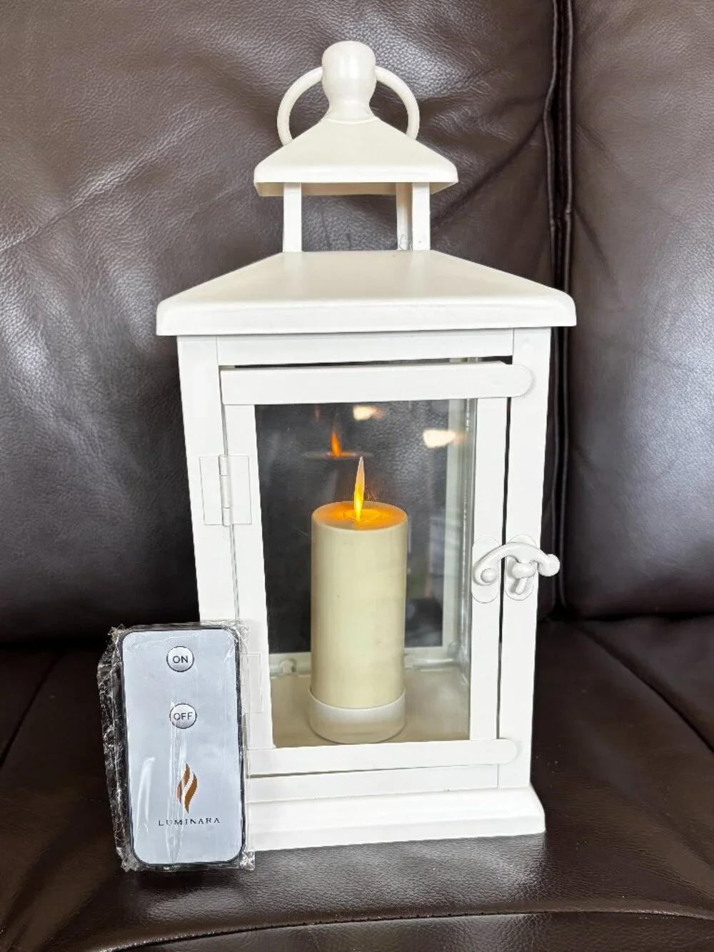 NWT Luminara White Lantern w/ Flickering Candle & Remote - 11